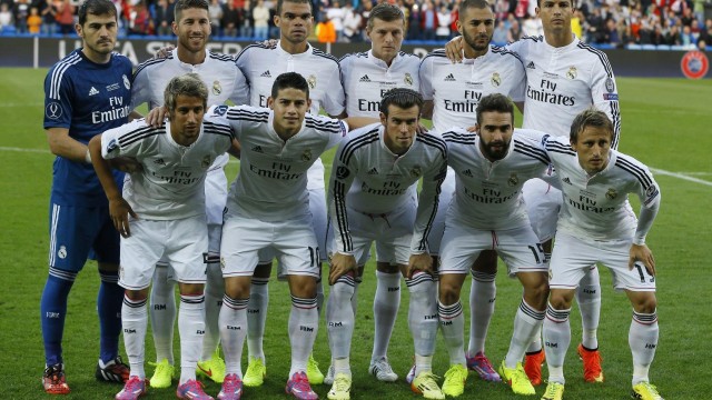 乐鱼体育平台-尤文稳居榜首，防守体系再度升级，尤文打法